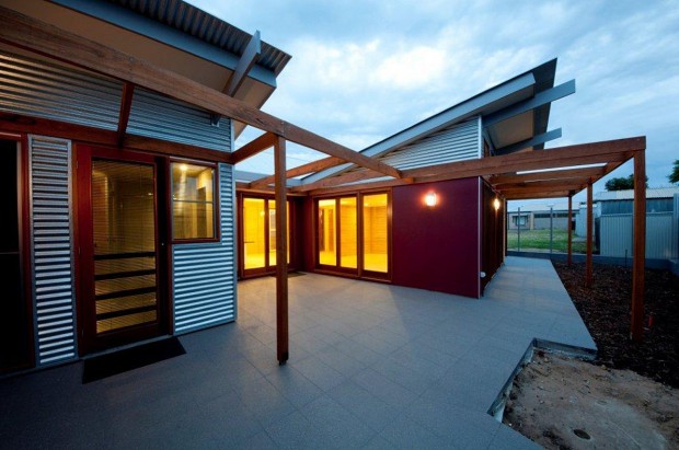 Sustainable beach house at Goolwa