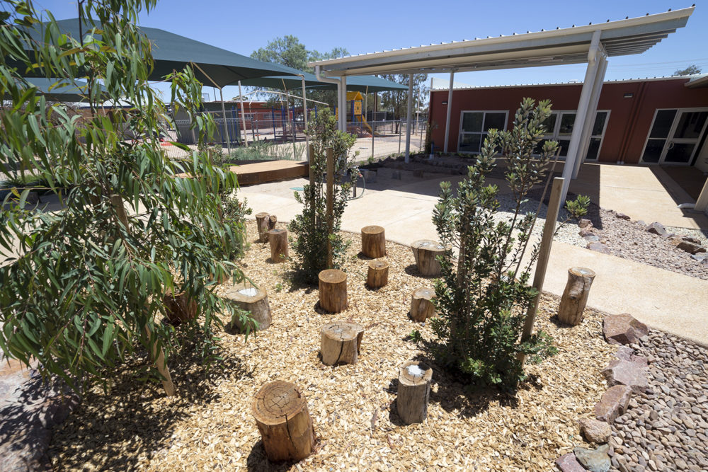 build, play, areas, space, activity, function, form, landscaped, connect, efficient, energy architecture, energy, architecture, Coober Pedy, school, architecture