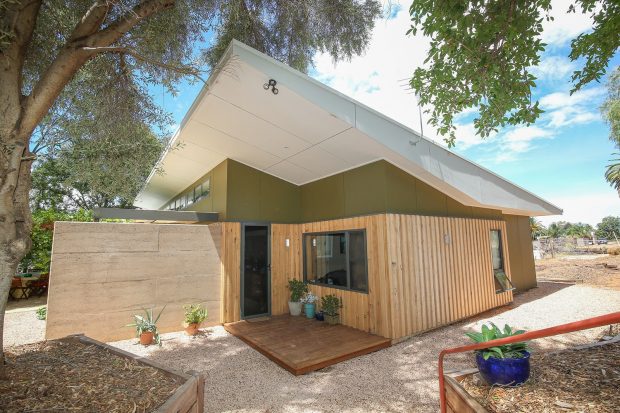 Living, rammed earth, northern aspect, house, ESD, energy efficient, timber cladding, energy architecture, architecture, Mildura, polished concrete, windows, home